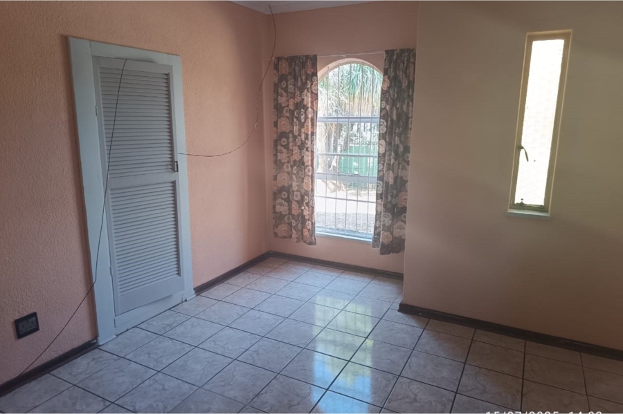 3 Bedroom Property for Sale in Orkney Park North West